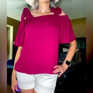Sweet Pea XS berry red blouse